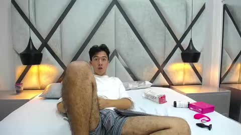 austinreeds online show from October 19, 6:12 pm