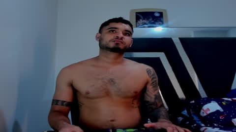 AustinTorres  online show from December 4, 2:58 am