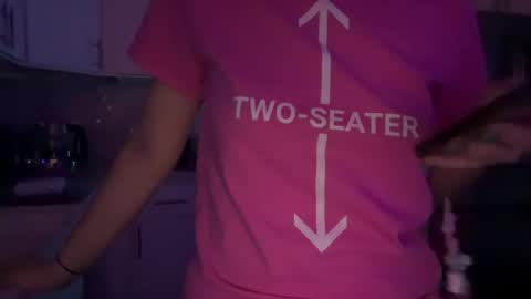 Auntumnfalls online show from March 9, 11:14 am