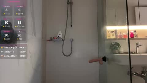 Ava  online show from October 22, 1:42 am