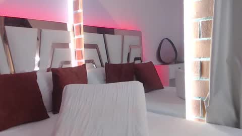 ava jhons online show from October 12, 3:43 am