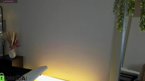 ava_sterling online show from May 5, 1:12 am