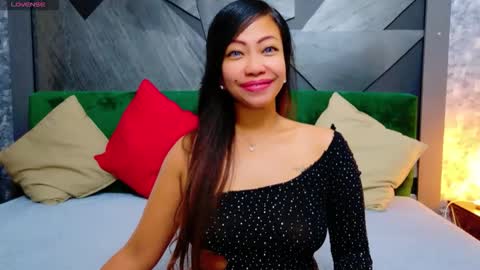 Snapshot of avaasinclair chatting on October 20, 6:18 am avaasinclair online show from October 20, 6:18 am