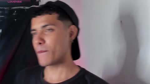 Avaggi online show from October 2, 12:31 am