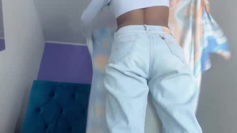 avalericherrycm101 online show from October 9, 8:14 pm