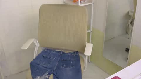 Rhian online show from February 1, 7:11 pm