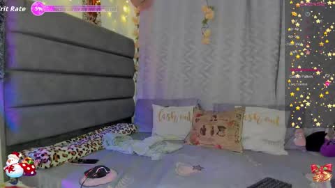 Avril online show from December 15, 7:37 am