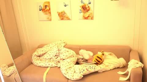 Snapshot of avroramy chatting on February 12, 10:14 am Avrora online show from February 12, 10:14 am
