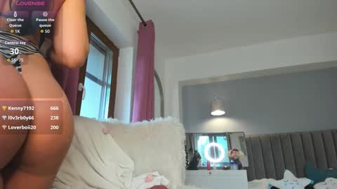 Jolie online show from November 26, 8:11 am