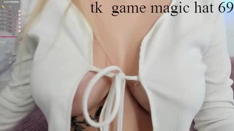 Emily online show from January 10, 2:46 am