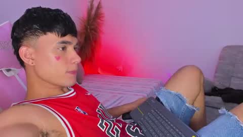 AXEL online show from July 4, 9:02 am