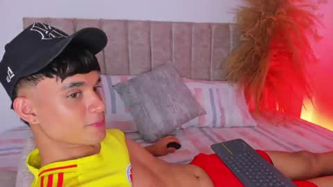 AXEL online show from June 27, 12:22 pm
