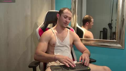 Axel Fairchaild online show from October 26, 5:56 pm