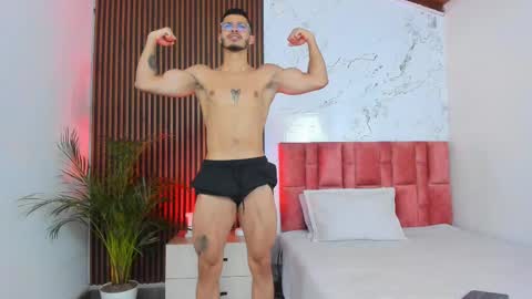 Axel  online show from December 5, 3:42 am