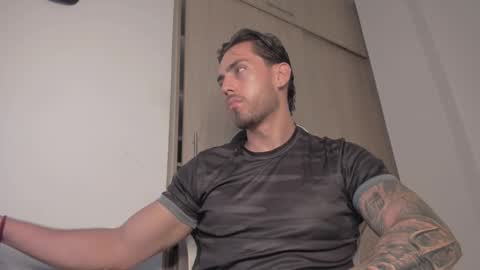 axelblaze_1 online show from March 13, 12:52 pm