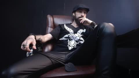 Snapshot of axelcolton chatting on February 16, 9:48 am AxelColton online show from February 16, 9:48 am