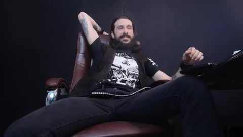 Snapshot of axelcolton chatting on February 13, 6:20 am AxelColton online show from February 13, 6:20 am