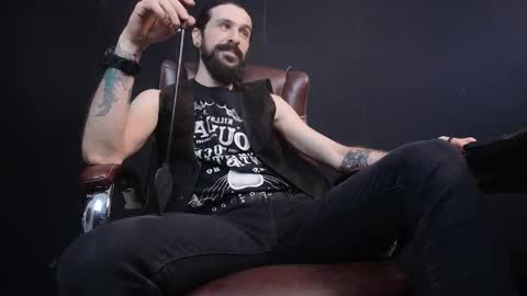 Snapshot of axelcolton chatting on February 15, 10:11 am AxelColton online show from February 15, 10:11 am