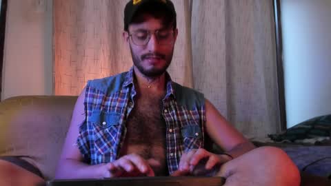    online show from February 5, 10:11 pm
