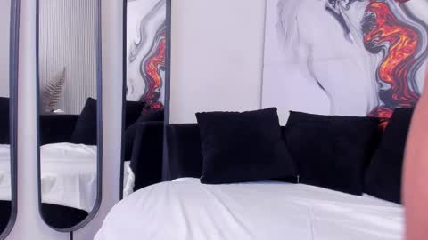 Snapshot of axelgowther_ chatting on March 1, 11:28 am Axel Gowther online show from March 1, 11:28 am