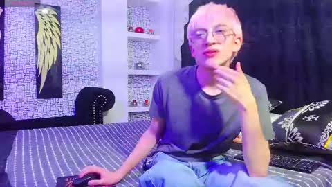 axell_stone online show from July 21, 9:28 pm