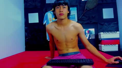 axelpradax online show from September 19, 2:10 pm