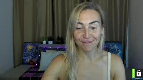 Jully online show from October 8, 5:41 pm