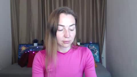 Snapshot of ay_kiss_jully chatting on March 11, 5:46 am Jully online show from March 11, 5:46 am