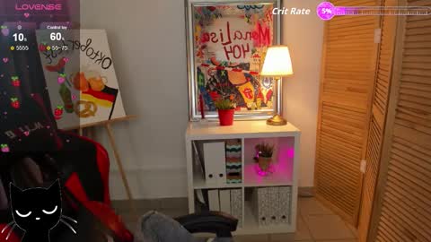 ayaks online show from October 5, 2:13 pm