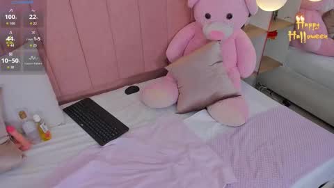 Ayelen Spacee online show from October 9, 5:13 am