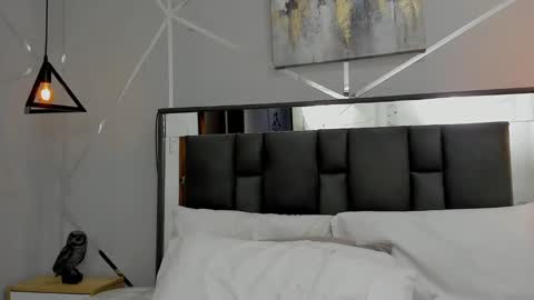 Snapshot of ayla_martinez chatting on February 12, 8:27 am Ayla online show from February 12, 8:27 am