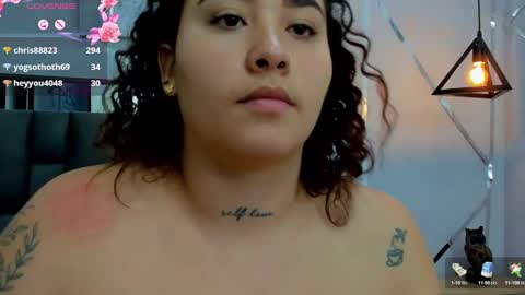 Snapshot of ayla_martinez chatting on February 17, 5:04 am Ayla online show from February 17, 5:04 am