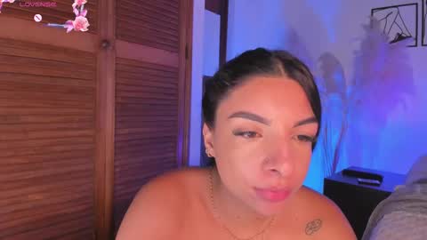 Aylin  online show from September 29, 10:36 am