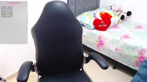 aynara_kiss online show from November 27, 6:10 am