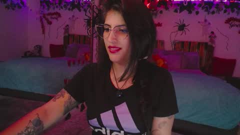 Azahar online show from October 21, 1:33 am