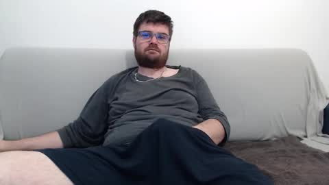 Azer online show from October 11, 9:25 am