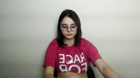 azumi_chan_ online show from March 2, 9:32 pm