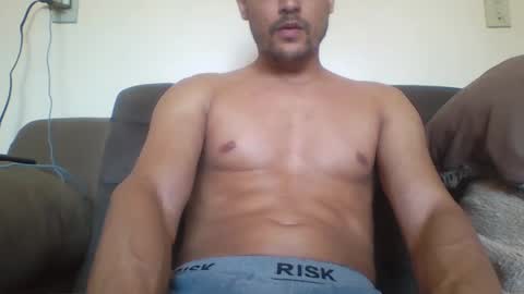 M4ll0y online show from February 9, 2:29 pm