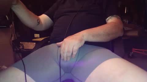 b_not_b online show from April 28, 10:58 pm