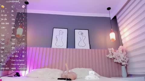 babe_sophiee online show from October 15, 3:43 am