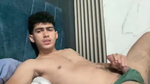 babelogan online show from May 14, 9:46 pm