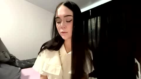 Adeline online show from April 8, 3:15 pm