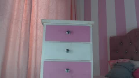 zaleya online show from April 10, 2:11 pm