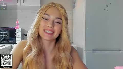 Elizabeth online show from January 9, 1:28 pm