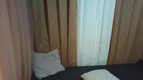 hello every one i am maxine online show from October 20, 5:18 pm