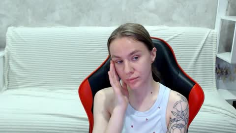 Snapshot of baby_kitte chatting on September 17, 4:05 am baby_kitte online show from September 17, 4:05 am