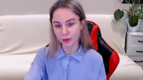 Snapshot of baby_kitte chatting on February 25, 5:41 am baby_kitte online show from February 25, 5:41 am