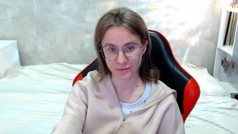 Snapshot of baby_kitte chatting on October 1, 4:44 am baby_kitte online show from October 1, 4:44 am