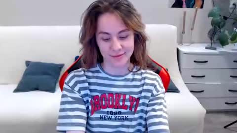 Snapshot of baby_kitte chatting on January 4, 1:21 pm baby_kitte online show from January 4, 1:21 pm