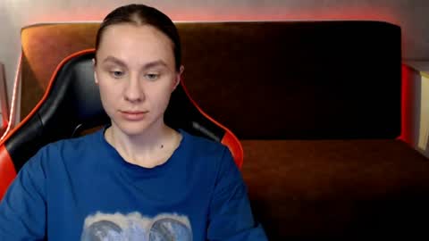 baby_kitte online show from June 12, 9:19 am